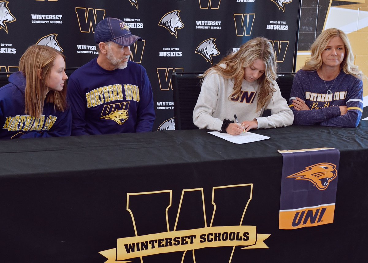 Officially a Panther!!💜💛 <a href="/UNITrackFieldXC/">UNI T&F/XC</a> <a href="/CoachPaulsen/">Dave Paulsen</a> #GoPanthers