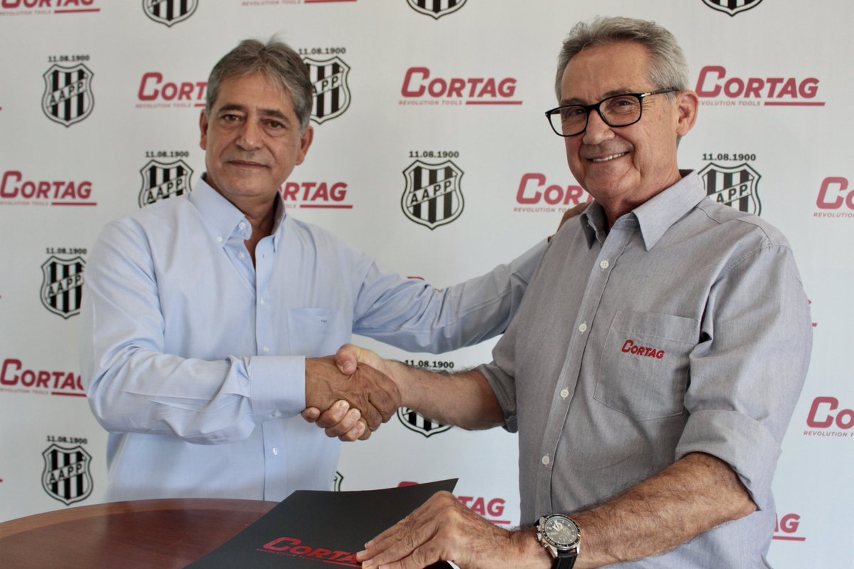 aapp_oficial's tweet photo. NAÇÃO! A multinacional CORTAG entrou para a família e vai estampar a marca no MANTO já a partir do jogo de amanhã (26). E fiquem ligados que em breve virão muitas novidades! Confira as fotos do lançamento desta parceria que ocorreu hoje no Majestoso! 🦾🔛🔥⛏🦍#VamosPonte #Cortag https://t.co/azVwuHXtwR