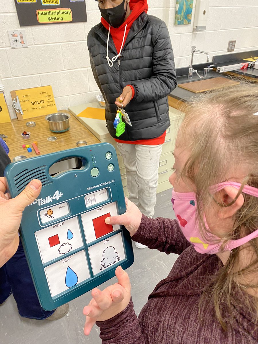 jforsyt2's tweet photo. Wonderful opportunity to reinforce our Science Unit on Matter through hands on learning with our general education peers! Thankful for colleagues that are committed to every student 🙌 @LHS_HCS @HenryCountyBOE https://t.co/aO7aLrY7sA