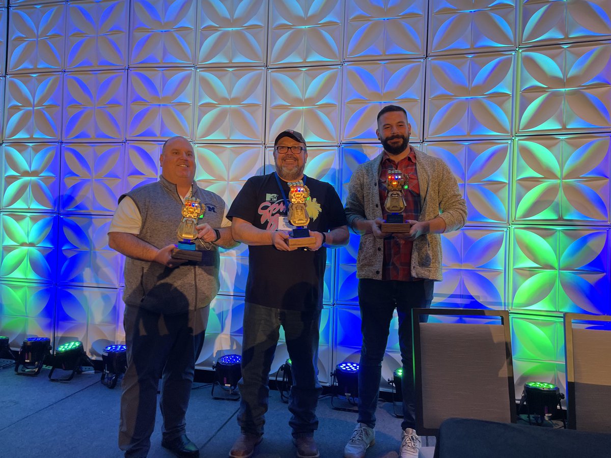 SMACNA's tweet photo. Congratulations to @deecramer for winning #SMACNA’s Innovator of the Year Award! The company exemplifies an innovative and forward-thinking #HVAC business that integrates technology with new approaches. Steve Hunt accepted the award at the #mepinnovation Conference. #sheetmetal https://t.co/9tzUfUO468