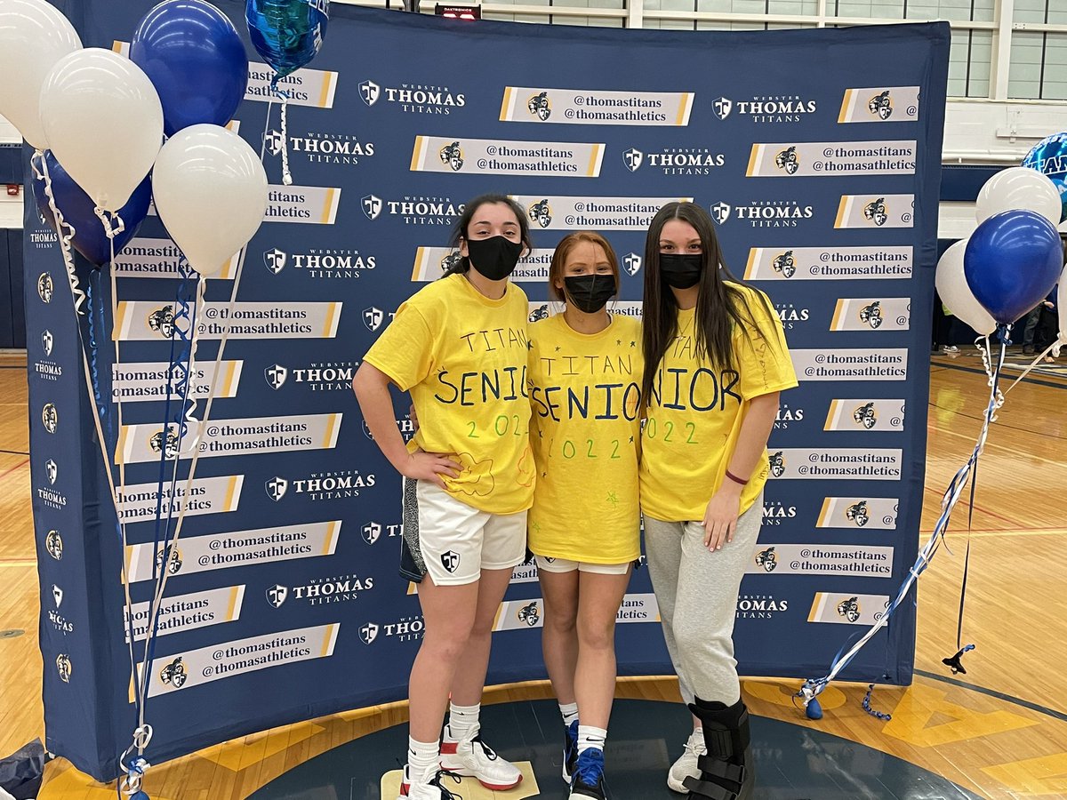 Senior Night for our <a href="/ThomasTitans/">Webster Thomas HS</a> Girls basketball 
#Classof2022 
<a href="/WCSDProud/">One Webster</a>
