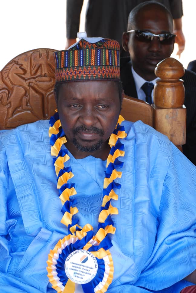FULLATY_JR's tweet photo. Speaking of the past superheroes,  His Excellency late Mamman B Ali is a leader on whose symbolical shadow we all raise and shine today, what a man!
Please say a prayer to my fountain  of knowledge and moulder of my life. May he continue to rest in hallow of prosperity. Ameen🙏 https://t.co/vWWRtn4jYy