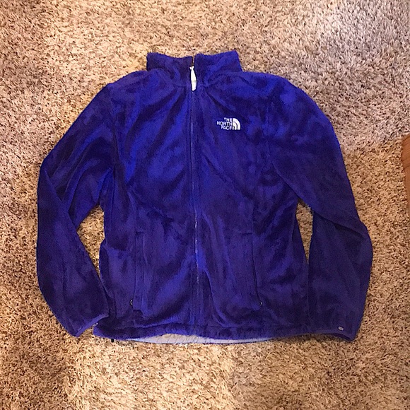 PlaidPosh's tweet photo. So good I had to share! Check out all the items I'm loving on @Poshmarkapp #poshmark #fashion #style #shopmycloset #tarte #thenorthface #abercrombiefitch: https://t.co/JMkT31tW0Q https://t.co/ZpxEjD4fqy