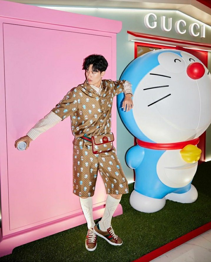 tawan_memories's tweet photo. 🗓️ 1 year ago

Nobitay &amp; Doraemon.
#DoraemonxGucci #GucciPin 
©️Fujiko-Pro

#Tawan_V https://t.co/r08piH230H
