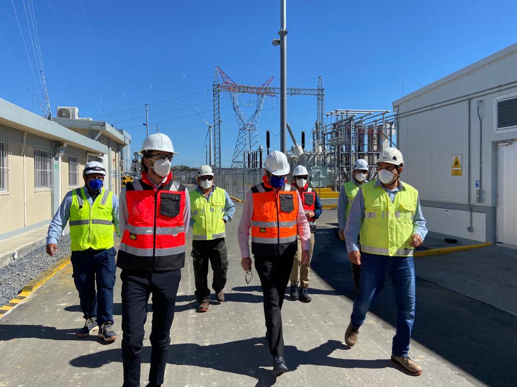 GautierMignot2's tweet photo. Una inversión europea 🇪🇺 🇮🇹 que genera una electricidad a un precio bajísimo y que contribuye a cuidar el planeta, incluso la fauna y la flora, además con responsabilidad social: el parque Dolores de @enelgreenpower Las energías renovables son el futuro (y también el presente)! https://t.co/EmkNOVXFyj