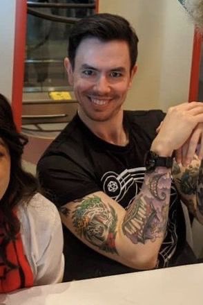 Desiringdeviil's tweet image. No idea what I’m even doing here 

Help…