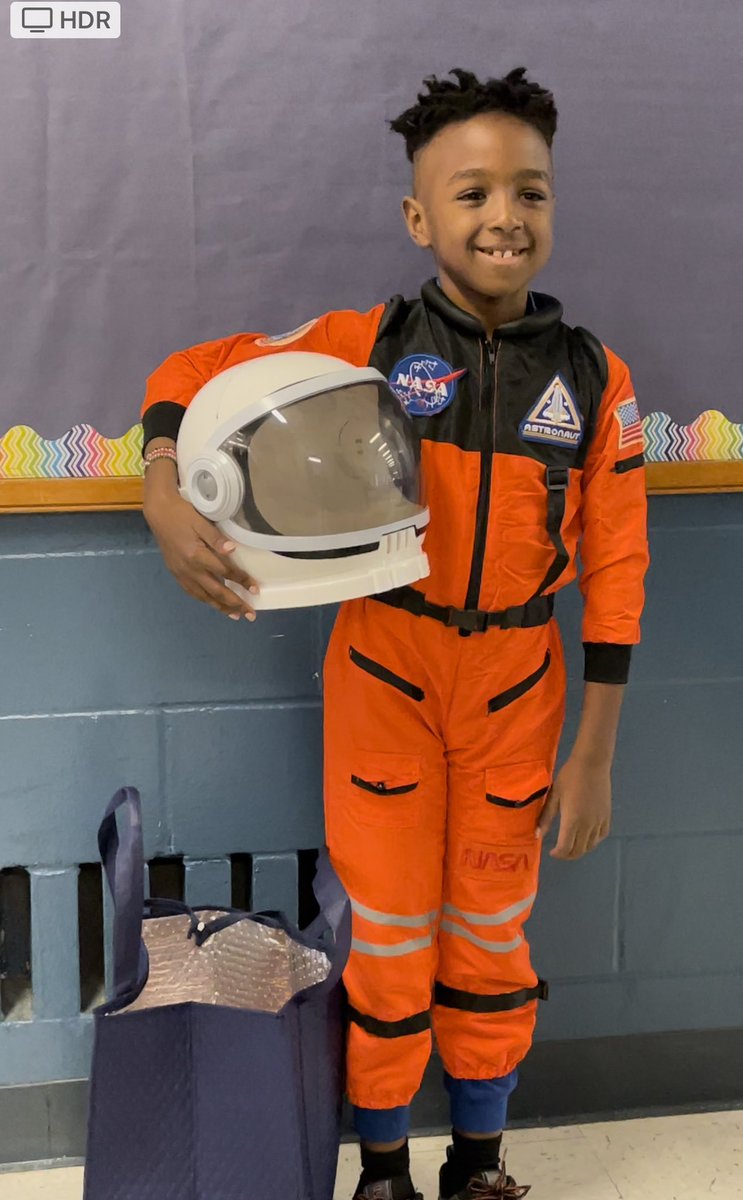 Stacie Newmones tweet media