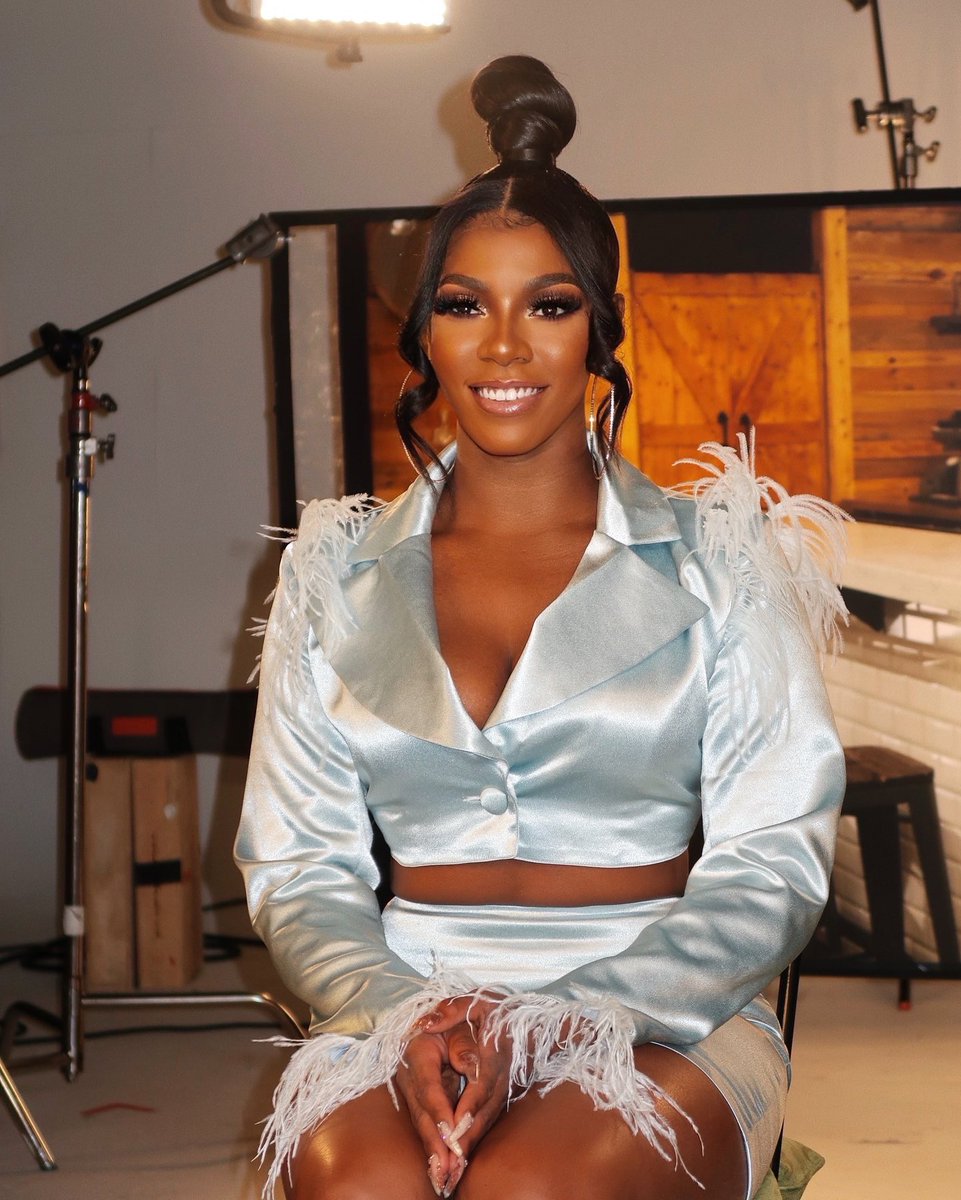 Dvariety__'s tweet photo. #KandiAndTheGang @Kandi 
Premiering Sunday March 6’
📸💄 @ArtezKing https://t.co/0qGMp1mExK