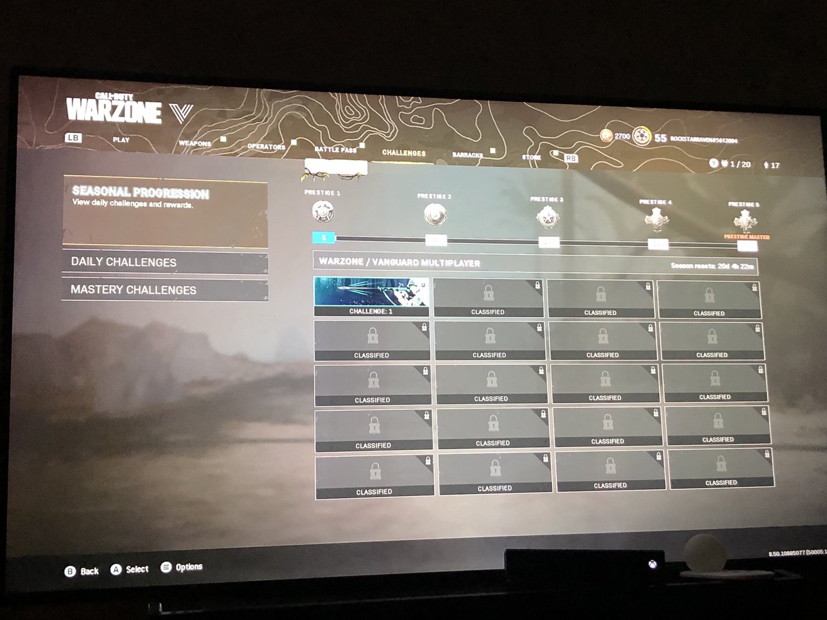 ROCKSTARRAVEN1's tweet photo. @Activision Nothings unlocked this entire season. What’s going on? https://t.co/QzKo187K6G