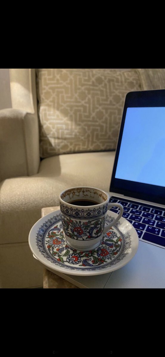 Saralshamarii's tweet photo. انصح ولا تفضح. وعاتب دون ان تجرح. عامل الشخص على حاضره ليس ماضيه وعلى عقله ليس عمره https://t.co/MQDXIxGQ7C