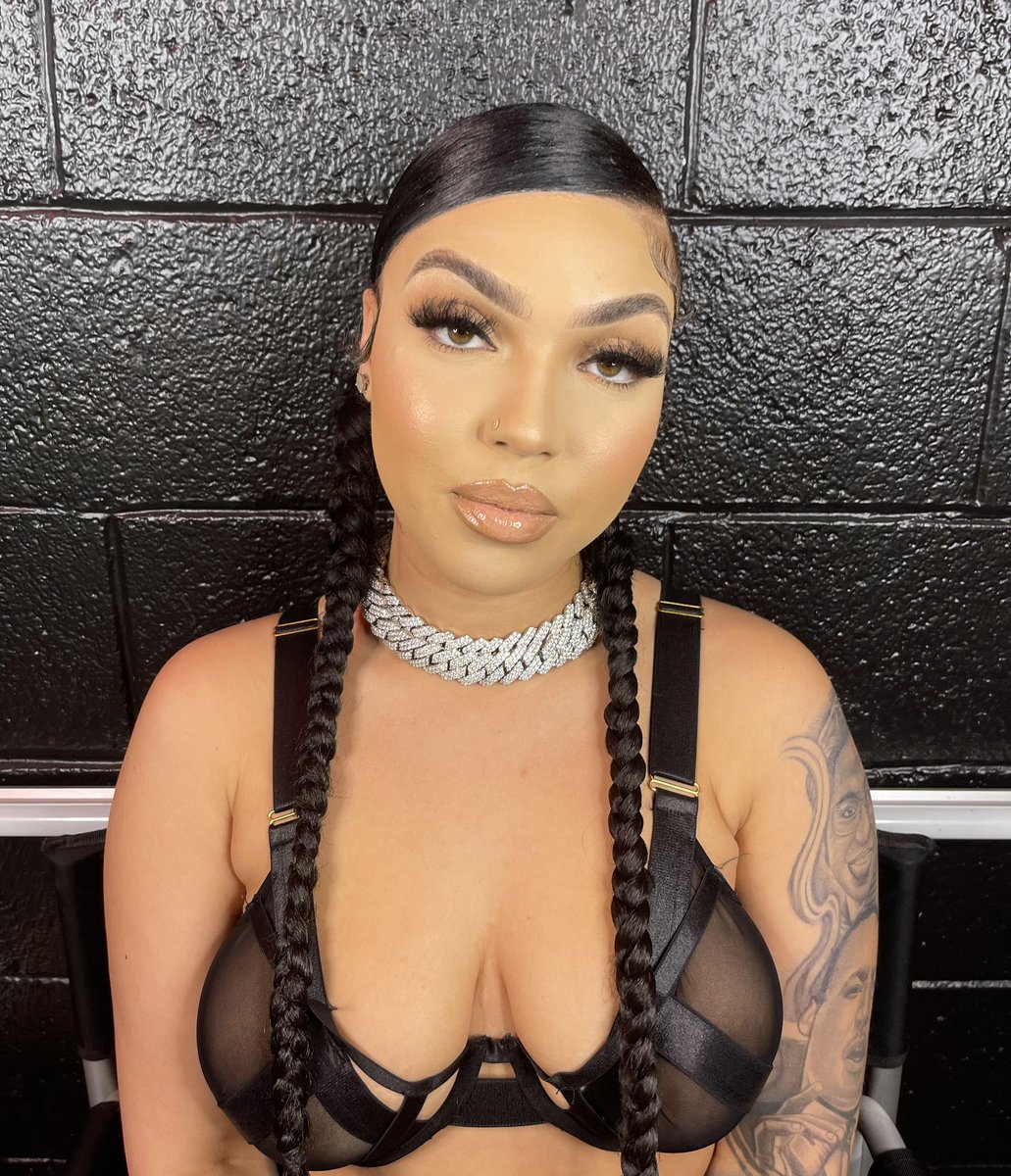 _PrincessCatttt's tweet photo. My Mink Lash Line “Minks by Cat” will be dropping this upcoming February 2022, Yall be on the look out and follow my makeup page on IG @ _MakeupByCat
Click the link below to book your makeup appointments💜✨
https://t.co/TJo2lbJhb9
#MakeupByCat #MinksByCat #DallasMUA https://t.co/3NoJgZLZzB