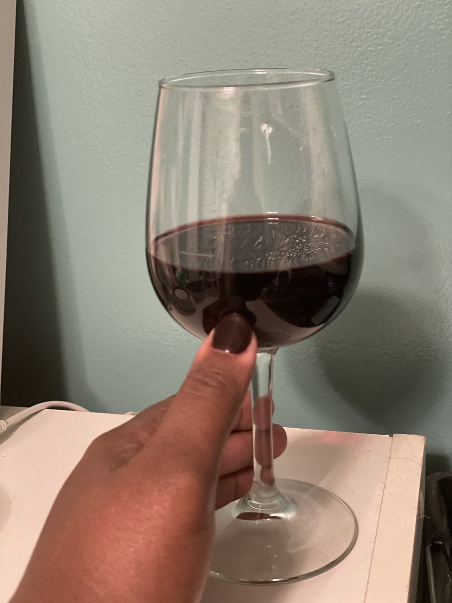 Ready for ep. 3 of <a href="/KingsOfNapa/">The Kings of Napa</a> with my glass (bottle 😜) of red wine and matching nails. Love watching <a href="/KarenVLeBlanc/">Karen LeBlanc</a> and the whole cast!