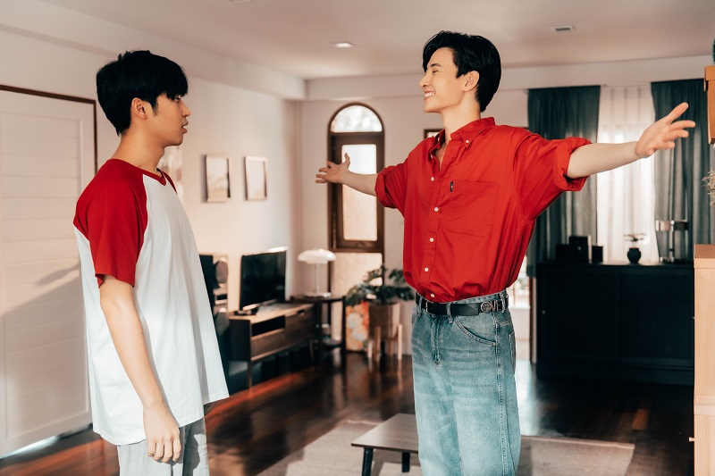 WeLoveYThai's tweet photo. หลอกผีผ้าห่ม กับซีรีส์ #ผมกับผีในห้อง

 “พัท” ที่ต้องใจดีสู้ผี ทั้งกลัวผีเป็นทุนเดิม แล้วยังต้องมาเครียใจกับ ภพ ที่ได้เข้ามาล้ำเส้นต่าง ๆ แล้วพัทจะแก้ไขเรื่องนี้อย่างไร สามารถติดตามชมฉาก…นี้ได้ในซีรีส์ “ผมกับผีในห้อง” 

 #ผมกับผีในห้องep2
#supanut #plankoo #supanut_I https://t.co/GMx5GMpWRB