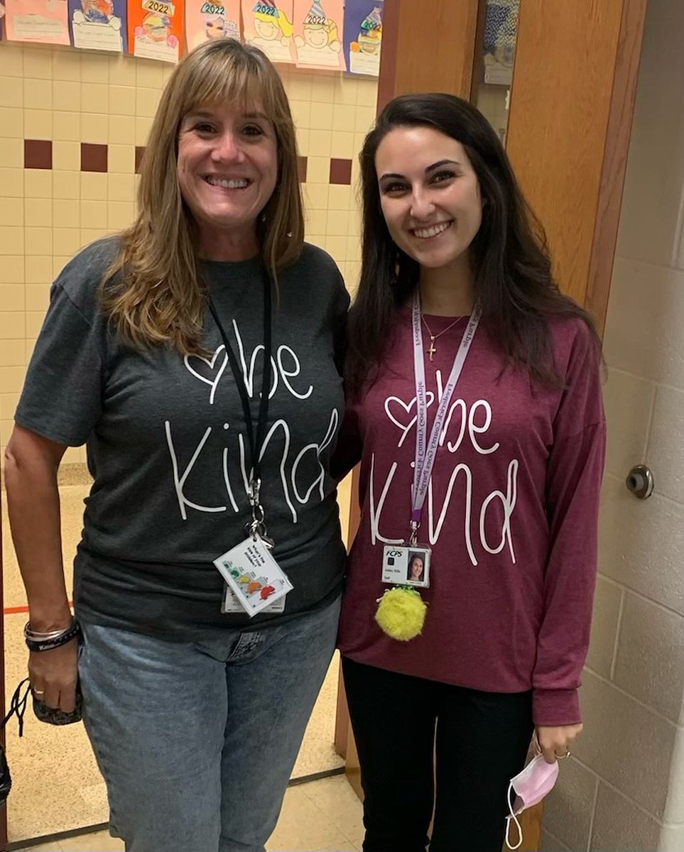 llreese001's tweet photo. Be Kind. WHES Spirit Week Still Brings the joy. #KindnessMatters #GreatKindnessChallenge #TogetherFCPS https://t.co/toyJ9RWmD7