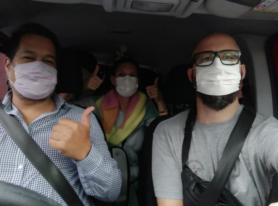 fedecgallardok's tweet photo. Hoy nos tocó a nosotros partir a una nueva aventura!
Gracias a Mario y los chicos de @vanalaeropuerto por llevarnos, hiper puntual, entran todas las valijas que quieras, lujo. https://t.co/zLdPYOpetz