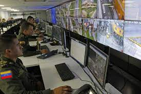 ZNASCOOL's tweet photo. @marisa3017 Eso es un punto que hay que rescatar #DESPUESDE, es cuestión de que los organismos de seguridad, POLICIAS en general hagan su trabajo desde prevención hasta operación, APOYADOS con recursos, tecnología, camaras y redes y la justicia real y con justicia legal. https://t.co/P1Vc8niBDH