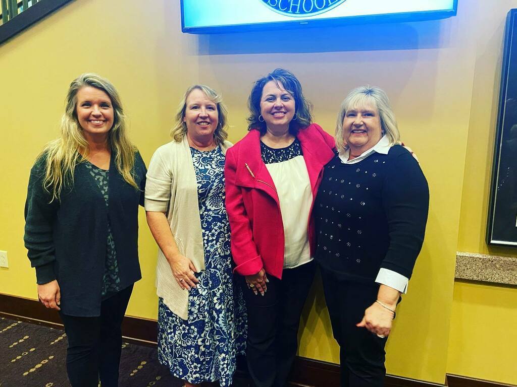 CarpentersCubs's tweet photo. Congratulations to our Excellence Awards finalists! Kelly Jo Windle, Lani Myers, and Ann Centner we're celebrated tonight at the BCS annual event. We are beyond grateful for what they do for our community. #GCCpawsitive https://t.co/xNDugzPxkU https://t.co/fGcSonROyd