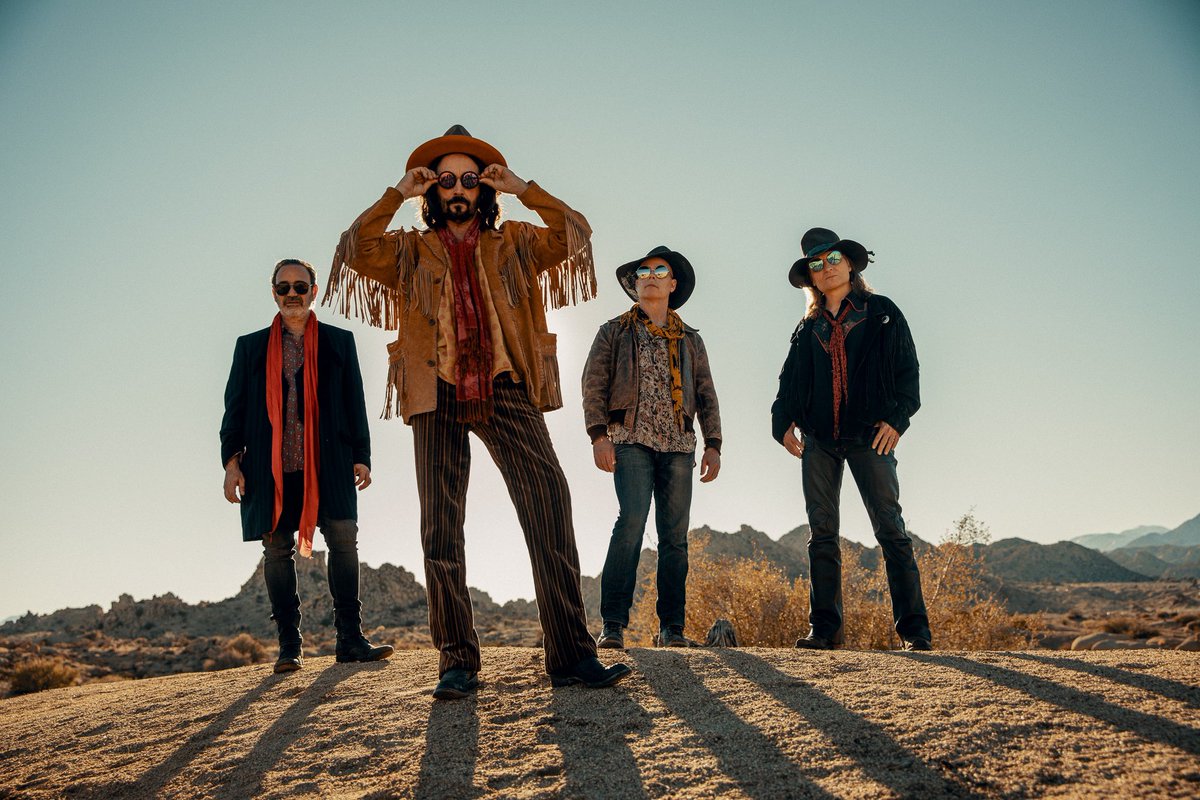 So excited to announce Tom's co-captain <a href="/MikeCampbellHQ/">Mike Campbell // The Dirty Knobs</a> and his band the Dirty Knobs have a second album coming out March 4 and tour to follow. More info on Instagram stories.

Photo by Chris Phelps