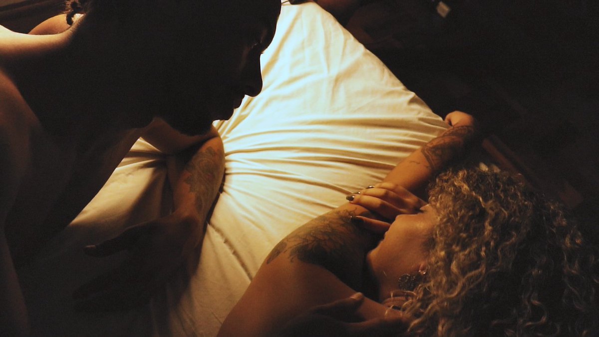 cincintida's tweet photo. vcs tão prontos pra esse visualizer? 🎥🔥

A Sós - @RomuloTorres263 feat. @anapaulachr2 (prod. @MDN_No_BEAT) https://t.co/IiBhgcX6yd