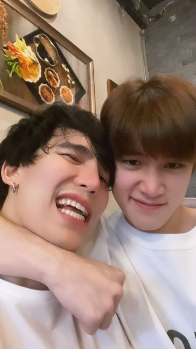 Backpack_maxnat's tweet photo. แผงนี้น่ารักไม่ไหวแน้ววว จะอดใจไม่ให้กระโดดลงหลุมมารักคู่นี้ได้ไงล่ะค้าบบบ //กวักมือลงหลุม~

ꔛ DMD Family ˚◞♡
   #ขายเด็กดูมันดิ https://t.co/wHVS1ZdKPu