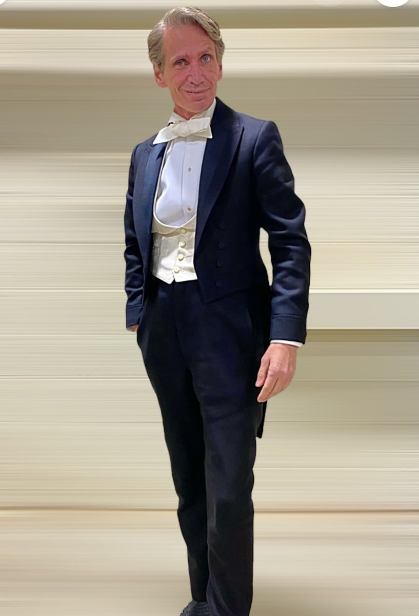 raymondkenny2's tweet photo. My The Gilded Age￼ Look now on HBOmax ￼#TheGildedAge https://t.co/LUtectXMwc