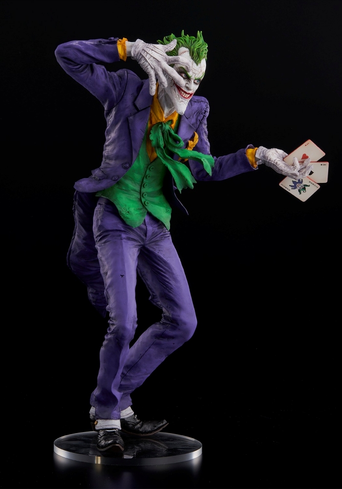 千値練によるハイエンドで超巨大、ソフビシリーズ「ソフビナル」。DC