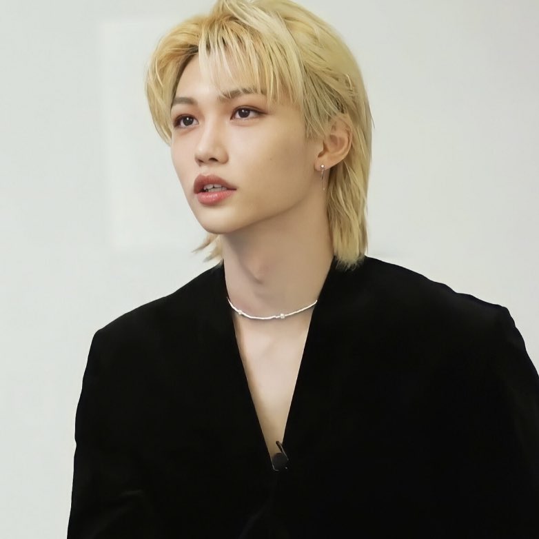 LFLXLOOKS's tweet photo. felix lee looks expensive https://t.co/NAkpObBP12
