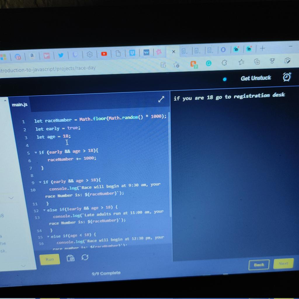 MurdermN's tweet photo. Race time yall now how to get these 2000 racers there time in and race number hmmm if only there was a way π€ͺππ #codelife #codeacademy #putinginthework https://t.co/sNZZoth18O