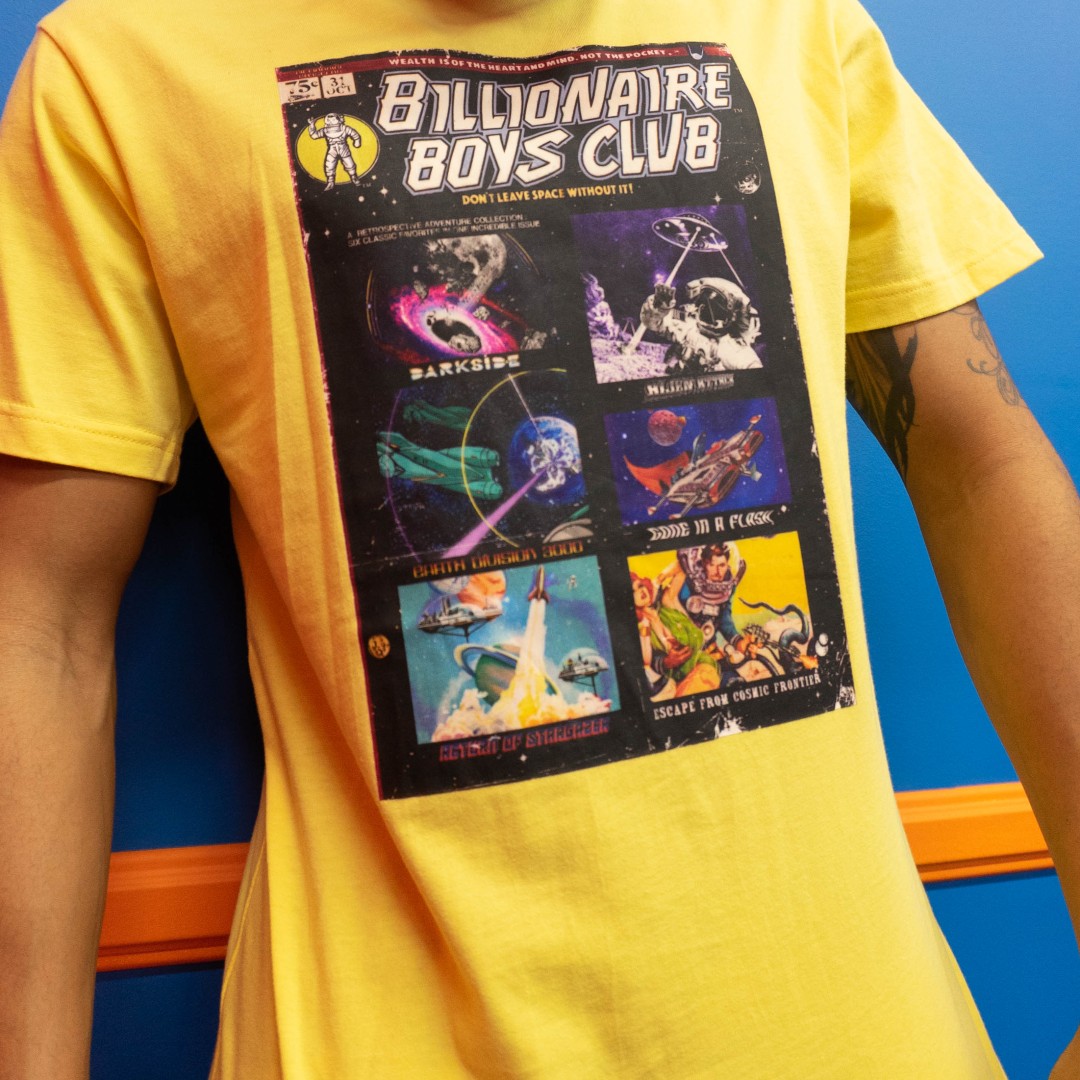 Karmaloop's tweet photo. When you're out of this world but still down to earth.
👽: Special Short Sleeve Tee
https://t.co/flZpoZJBRX
#Karmaloop #BBC #BillionaireBoysClub #StreetWear #StreetStyle #StreetFashion #Mens #MensFashion #Stargazer #Galaxy #Money #Bills #Ramen #RamenWeather #Tees https://t.co/sUILd3s1mb