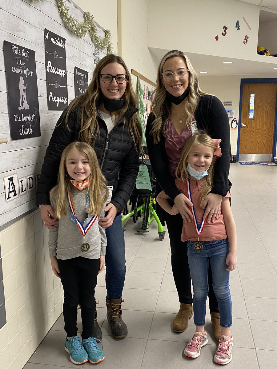 stoltford119's tweet photo. This morning Mr. Stepnick honored our Piper Oliver and Norah Aldrich @SperanzaDawn for the thoughtful, generous gifts they donated to the children at Oishei Children’s Hospital. Thank you for spreading kindness and joy! You make Alden Primary so proud! 💙💛 https://t.co/5yCJOkMBZb