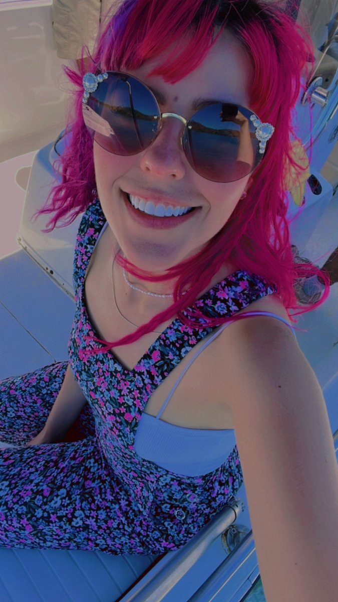 PPTeamLesslie's tweet photo. Es parte de la vida… 

no preguntar cómo me siento yo 🤷🏻‍♀️ al final para mi también fue difícil vivir ese momento saber que fue negativo https://t.co/LuxwM5QCoF