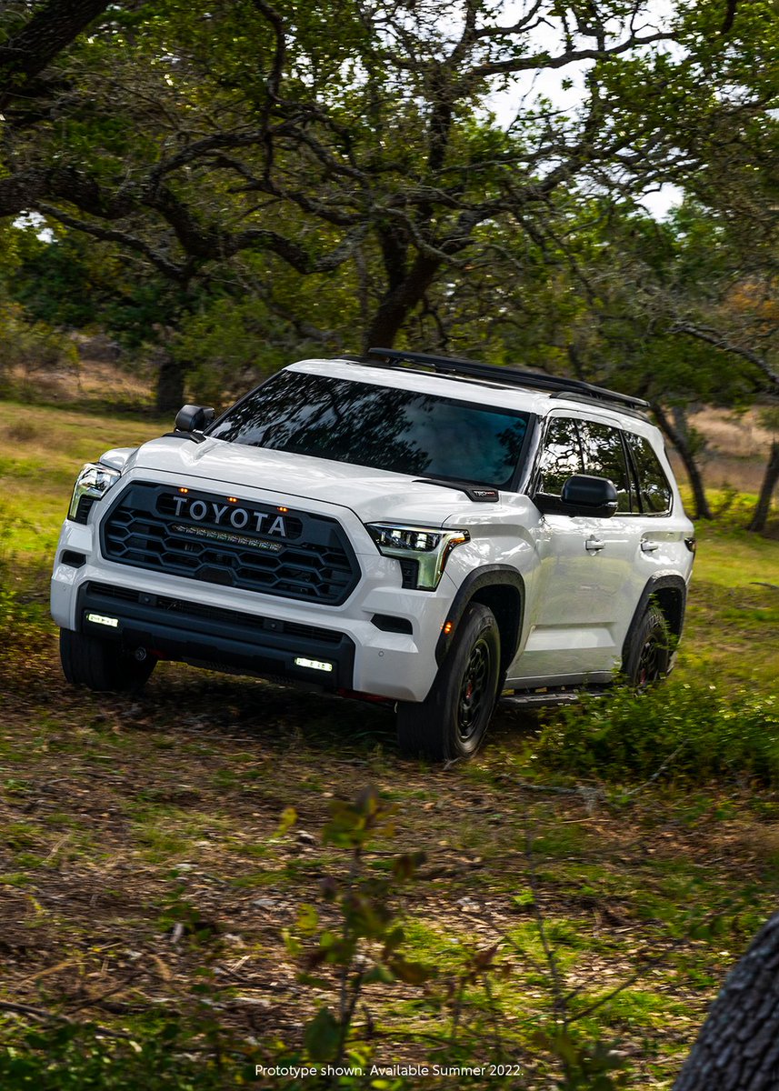 ToyotaCanada's tweet photo. A towering legacy, turned new. The all-new 2023 #Sequoia is here to elevate the full-size segment: https://t.co/gMqLvP7dUk

Une légende, renouvelée. Le tout nouveau #Sequoia 2023 est arrivé et prêt à élever le segment des VUS grand format: https://t.co/uEO69CUWwv https://t.co/YmPbOaGZ9I