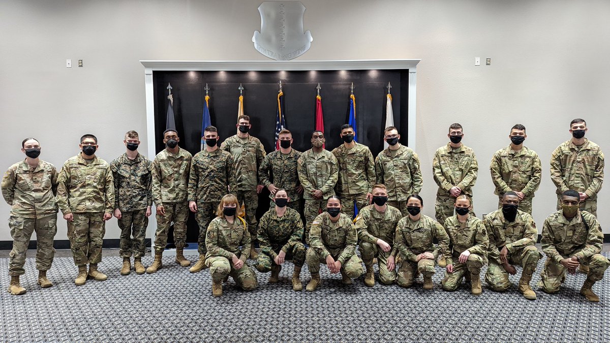 ColdCobra_7's tweet photo. Congratulations to the newest 35S intelligence professionals for graduating one of the most mentally challenging courses in the military and our Honor Graduate PVT Dhanoya for achieving the highest GPA of 96%.  @ColdCobra_6 @Raptor_Se7en @SentinelSe7en @Anarchy_VII  @SentinelSix https://t.co/1IgOr6oYh3