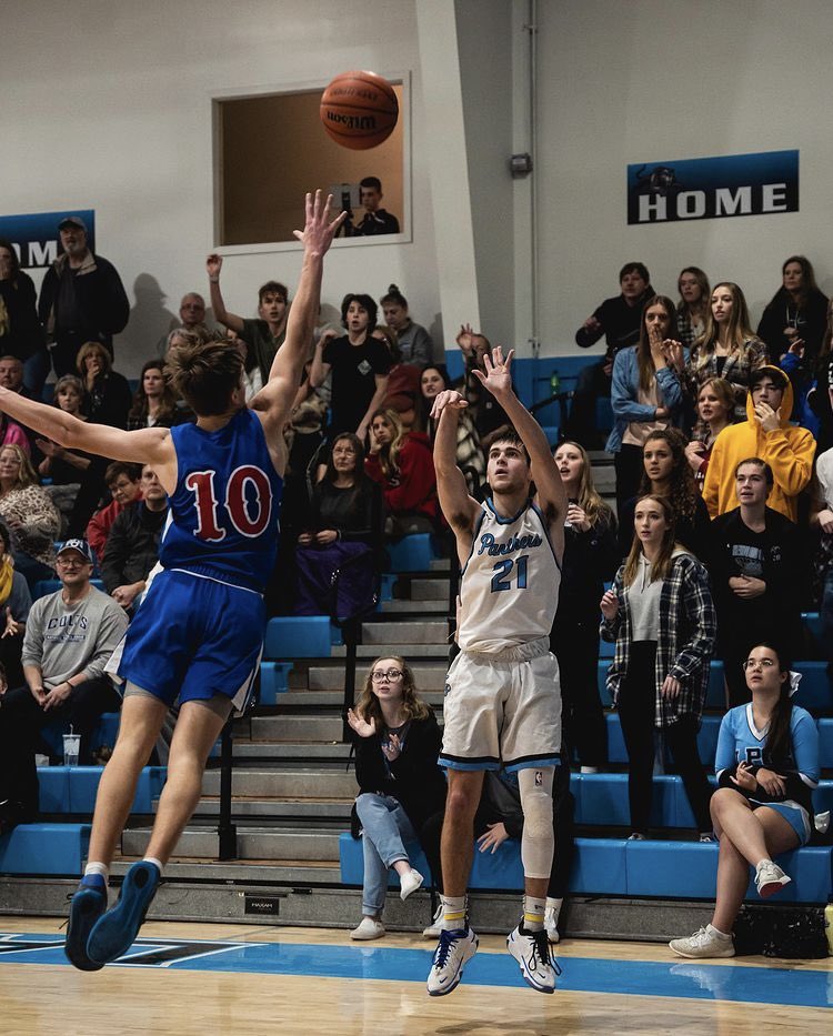 LPCSAthletics's tweet photo. Congrats to senior Carter Harman who in tonight’s game passed 100 made 3 pointers in his career.

That also moves him into 3rd place all time for LPCS boys basketball for made 3 pointers.

Congrats Carter 👏🏀

#GoPanthers https://t.co/ToaKoRuM7I