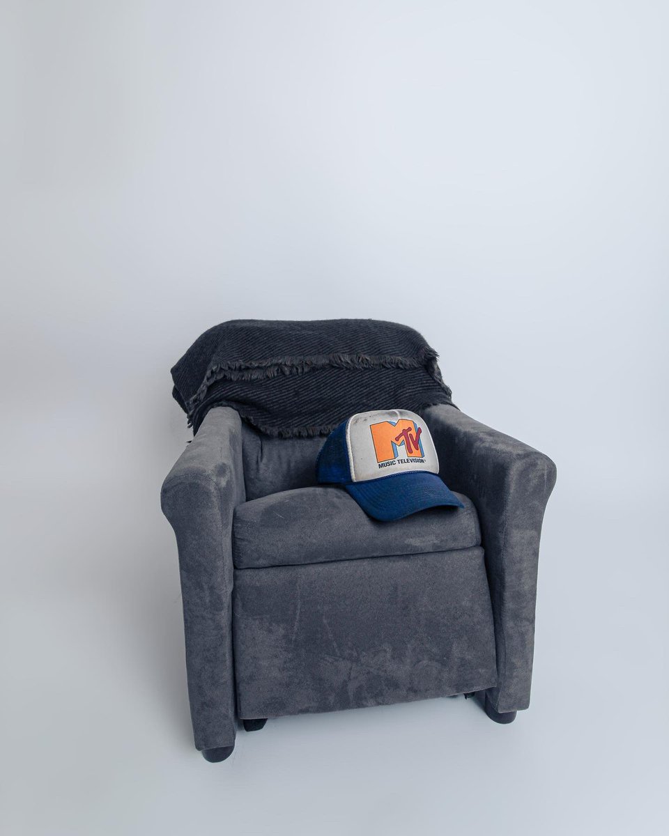 ZHENRON__'s tweet image. Mtv 📺🔊