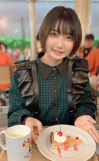 コスプレイヤー夜霧よみのTwitter画像7
