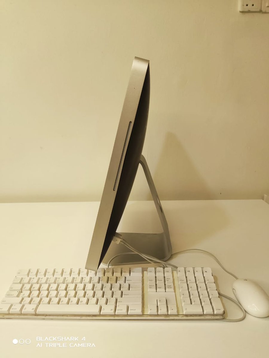 NoorFazlin_'s tweet photo. Sesiapa berminat dengan iMac ni boleh DM or mention me now 🥳👍🏻✨
#fastreply https://t.co/bSKR81H2WI