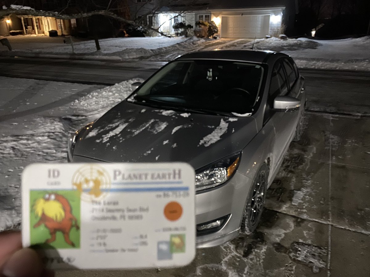Cars are a main contributor to carbon pollution. Carpooling whenever possible is a great way to reduce your ecological footprint! <a href="/franklinlorax/">APES Project Lorax</a> #apespop