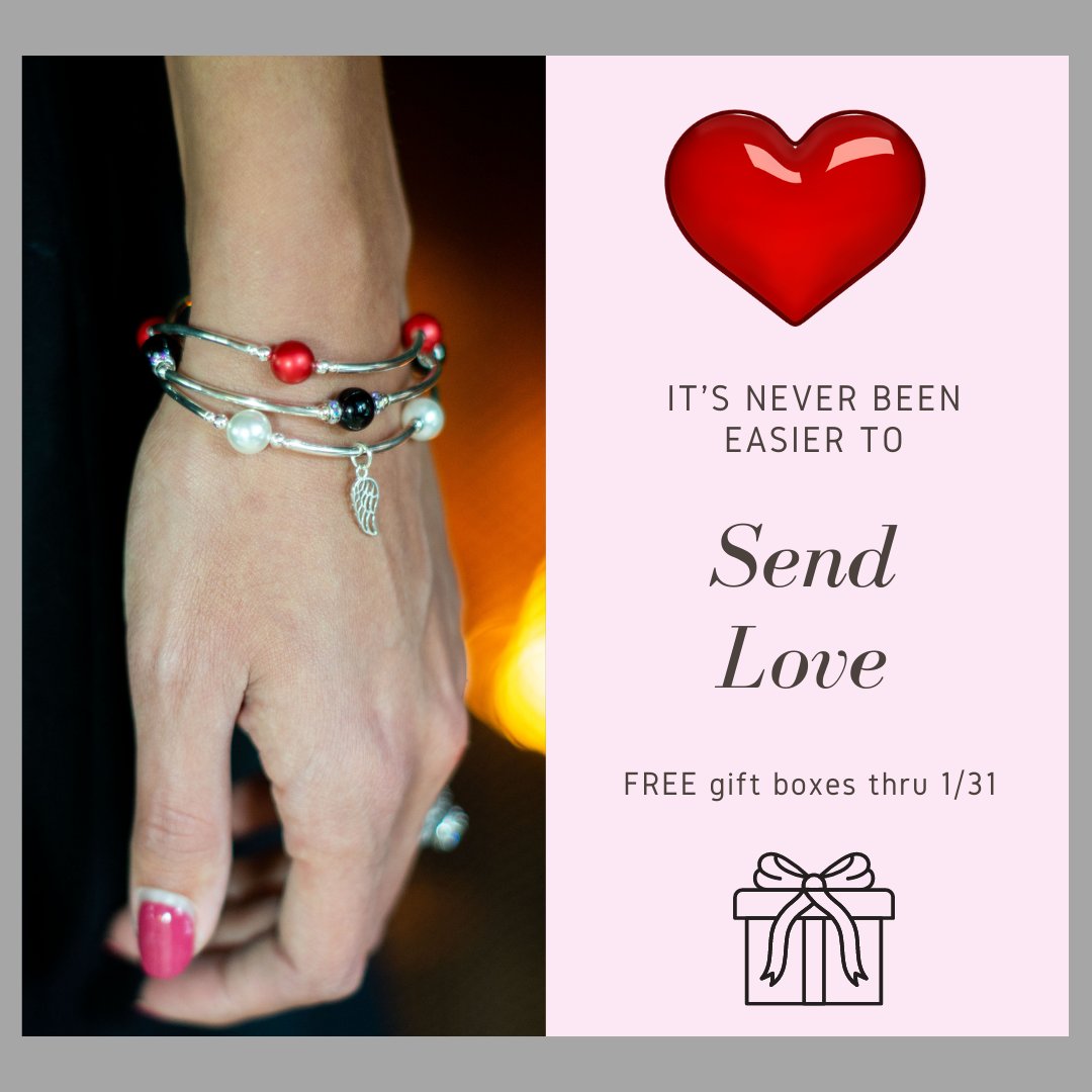 ❤️❤️❤️

#sendlove #bemine #blessingbracelet #madeasintended #jewelrywithintention #giftswithmeaning