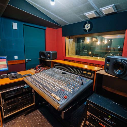 RecStudioF's tweet image. recstudiof.eu Recording Studio Acharnes Athens #recording #recordingstudio @RecStudioF