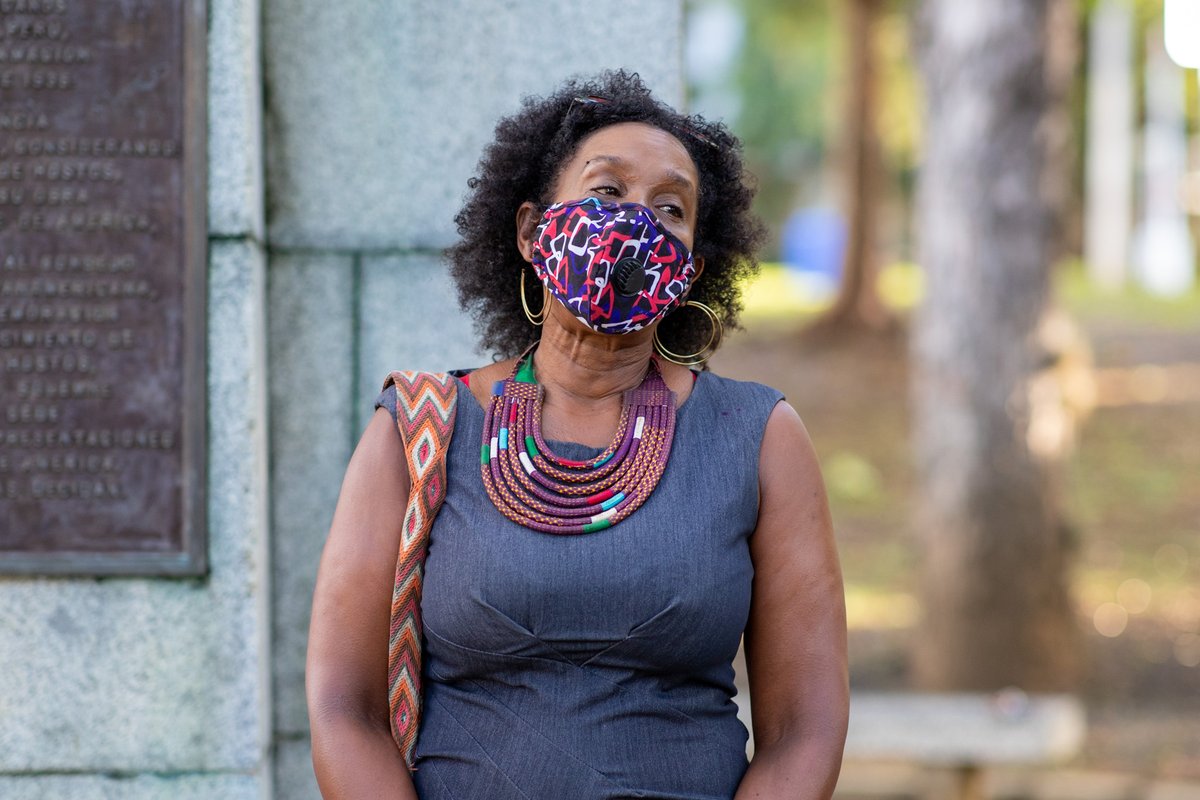 #EnLaUPR | Abierta la matrícula para cursos sobre la afrodescendencia en la Facultad de Estudios Generales del Recinto de Río Piedras. La Dra. Mayra Santos Febres conversó con #HoyEnLasNoticias sobre la oferta académica.
bit.ly/3qFu1Ja