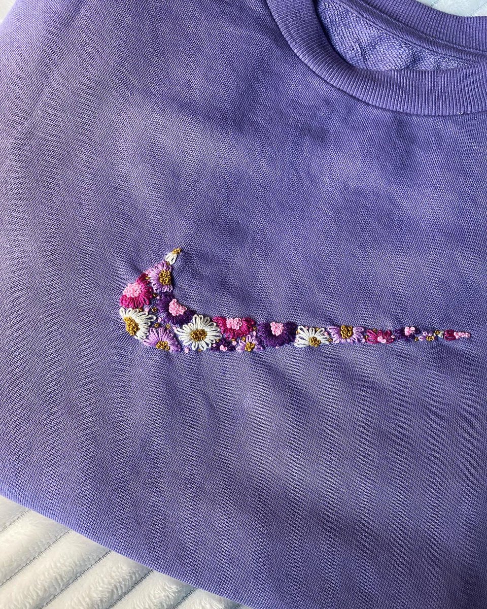 needleesilk's tweet photo. Sudadera Nike flores 🌹 ❤️

Si te gusta dale ❤️ + compartir que ayuda un montón 

#AmarProfundo #CepedaEnDialTalCual #bordados #badajoz #Extremadura #ContigoCHV #españa #madrid #bordadospersonalizados #tiktok #instagram #viral #foryou https://t.co/mMlsL9wI9P