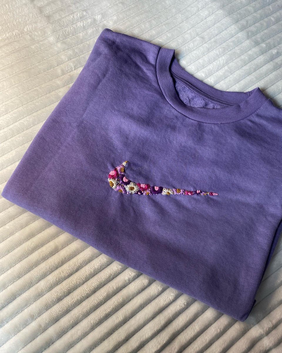 needleesilk's tweet photo. Sudadera Nike flores 🌹 ❤️

Si te gusta dale ❤️ + compartir que ayuda un montón 

#AmarProfundo #CepedaEnDialTalCual #bordados #badajoz #Extremadura #ContigoCHV #españa #madrid #bordadospersonalizados #tiktok #instagram #viral #foryou https://t.co/mMlsL9wI9P