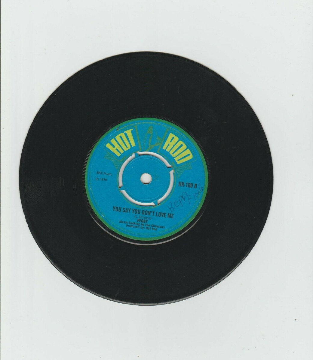 MusicFields2010 tweet media