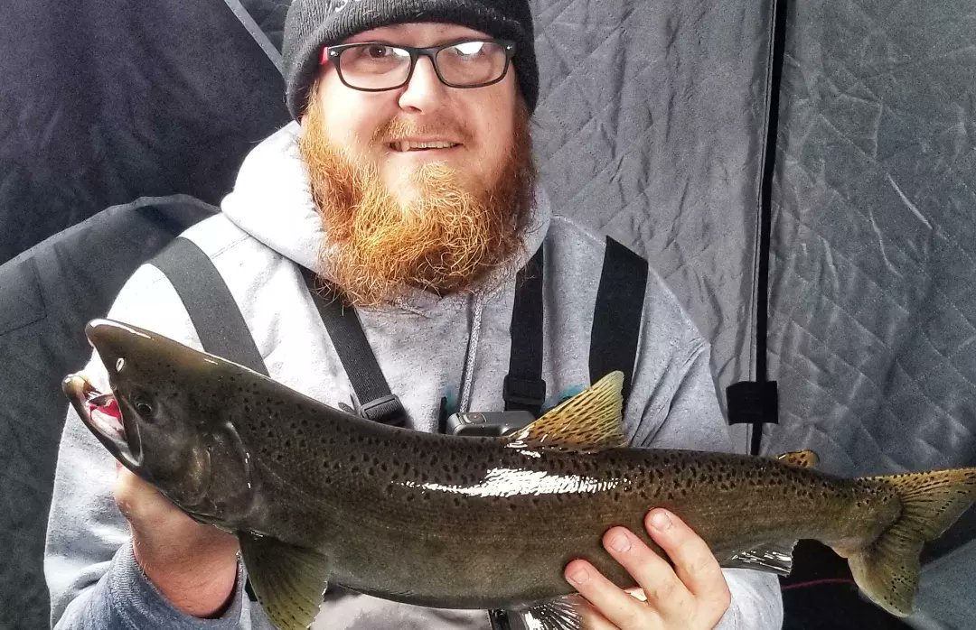 Such a great day!!! Ice fishing is my jam🤘👊 RBM Jigs, LLC / Lake Effect Lure Co. #LToutdoors #michiganoutdoors #michiganfishing #fishing #steelhead #coho
