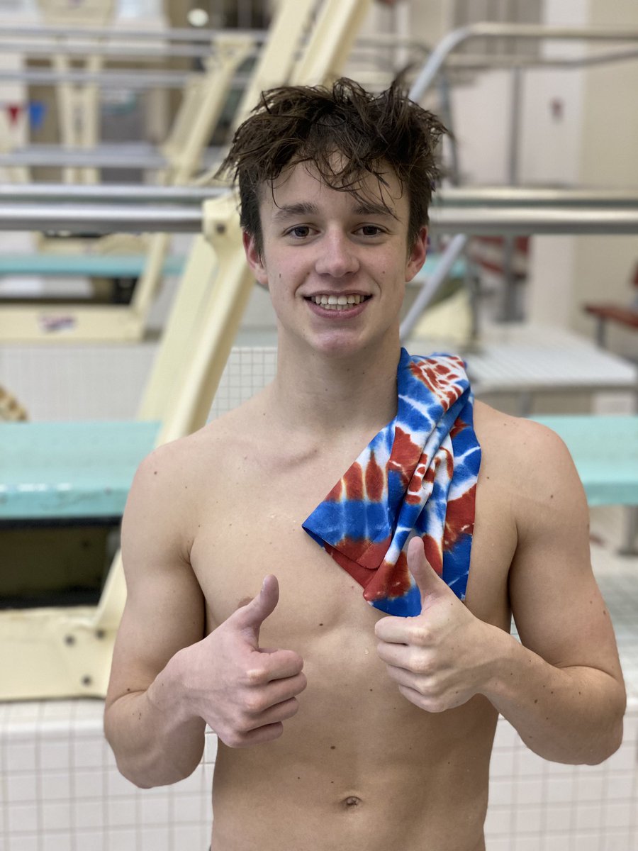 DCHSSwimDive's tweet photo. Holden Higbie breaks the 6 dive record with a score of 410.90! #HoldenisGolden🔥🔥🔥 https://t.co/2wbD4A653G