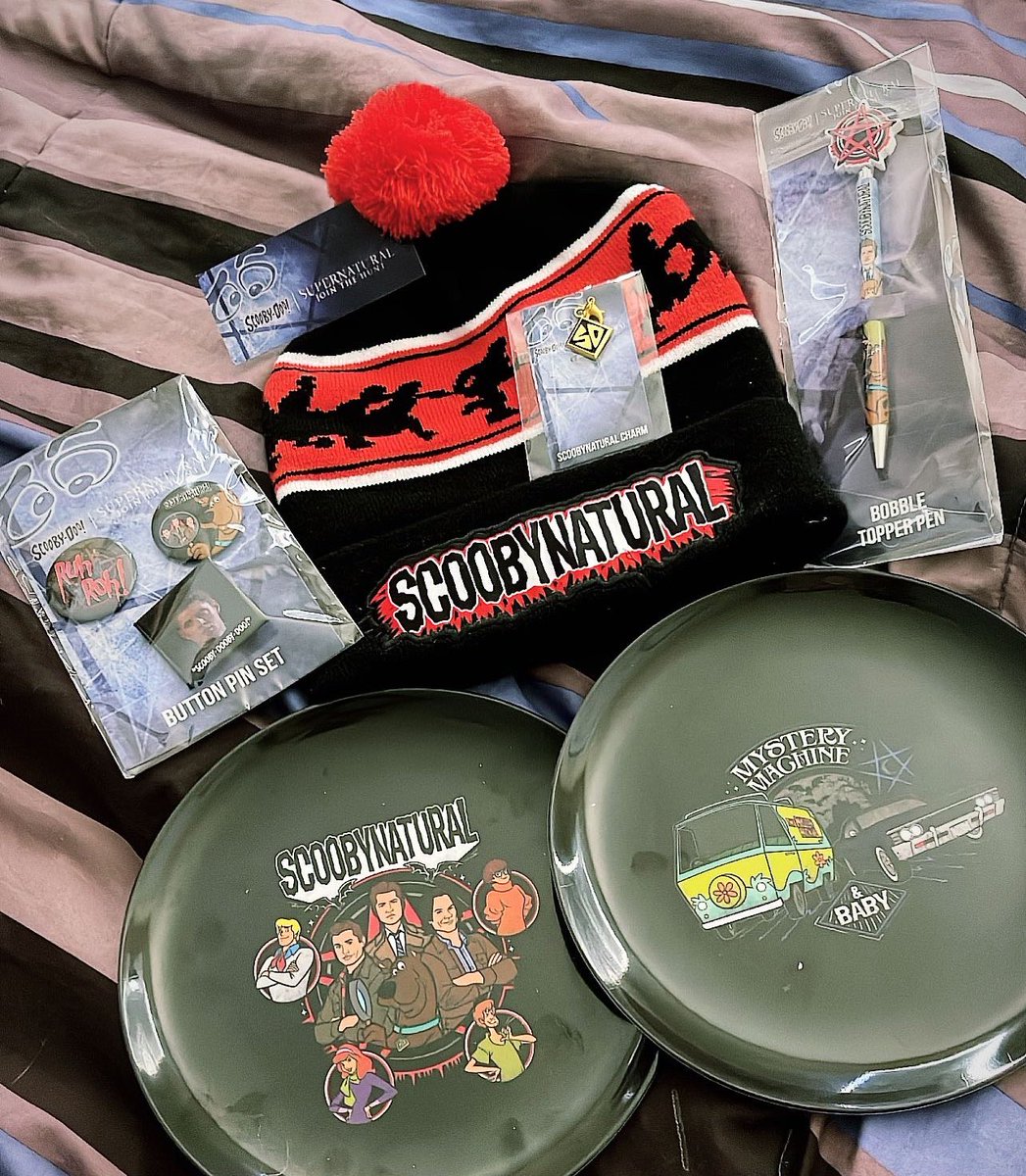 ASHtonHardy_'s tweet photo. Some fun Scoobynatural items thanks to a friend 🤩
#ScoobyDoo https://t.co/OMBtIQJXVX