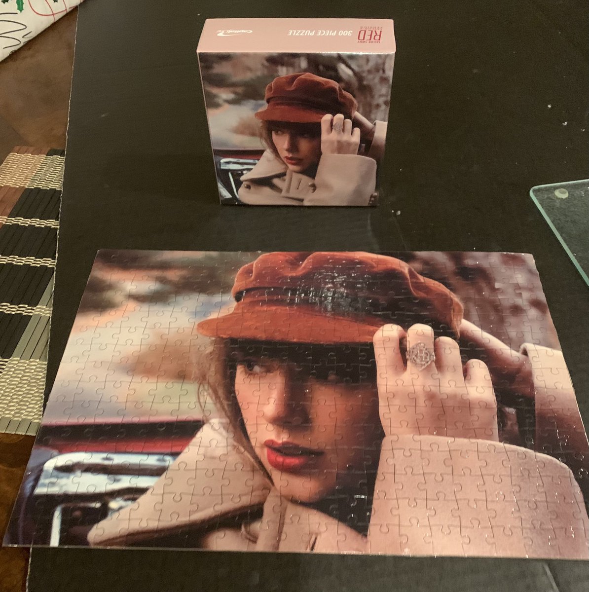 LOOK 👀 @taylornation13 I GOT MY #RedTaylorsVersion PUZZLE 🧩 PUT TOGETHER❣️😻🎶🎉 #SheWroteASongAboutMe 