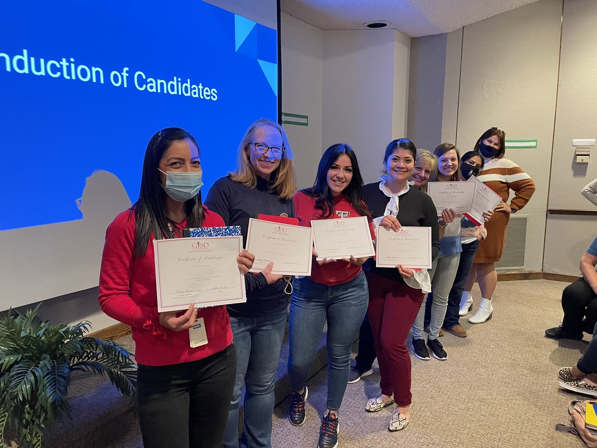 AngieArizaEDU's tweet photo. Shout out to all our amazing #Montclair teachers who will be completing the Behavior Academy program this year #gisdeffect @MES_Roadrunners https://t.co/x7AI0RuIvW