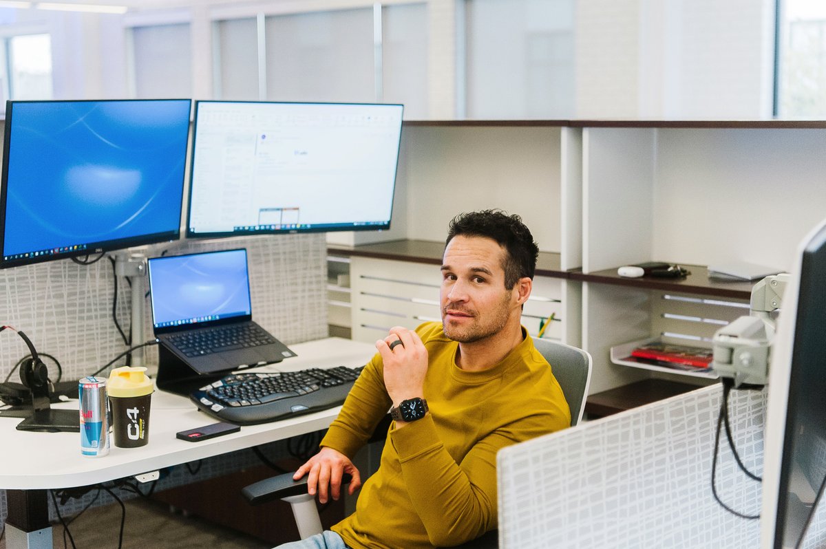 Udo_LLC's tweet photo. 2 drinks ready, 3 monitors up. Gabe is ready for a successful day of work. 

#WeAreUdo #WorkReady #WorkHard https://t.co/NX32dfnSRP